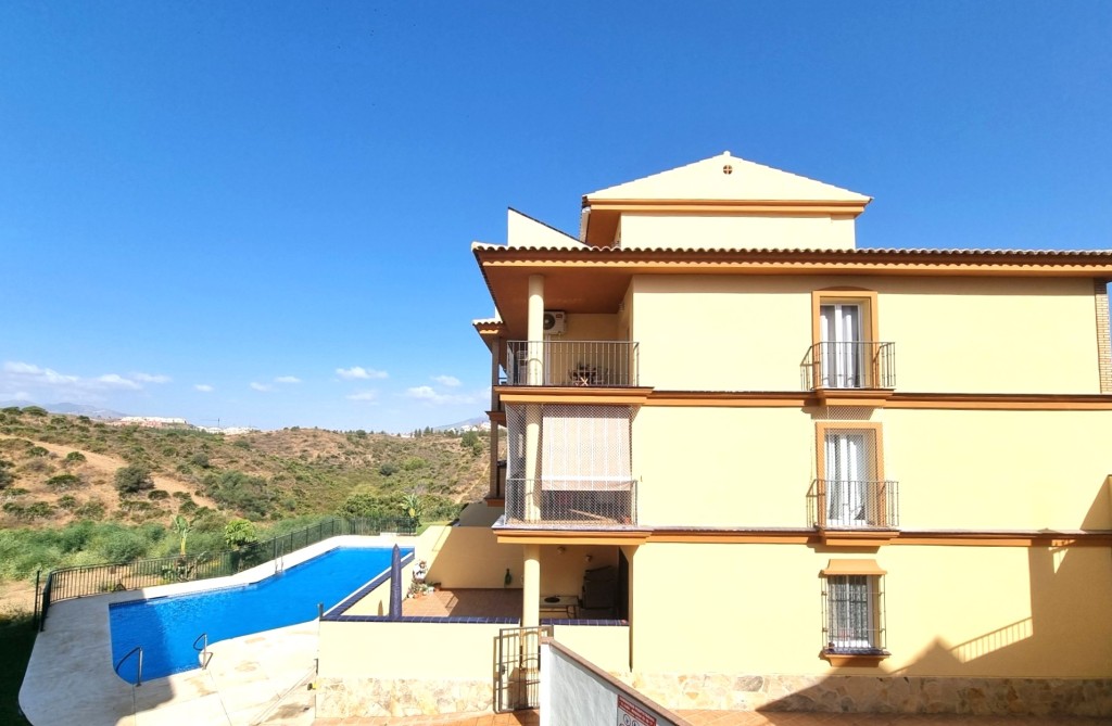 2 Bed, 2 Bath, ApartmentFor Sale, Mijas Costa, Malaga 2 Bed, 2 Bath, ApartmentFor Sale, Mijas Costa, Malaga