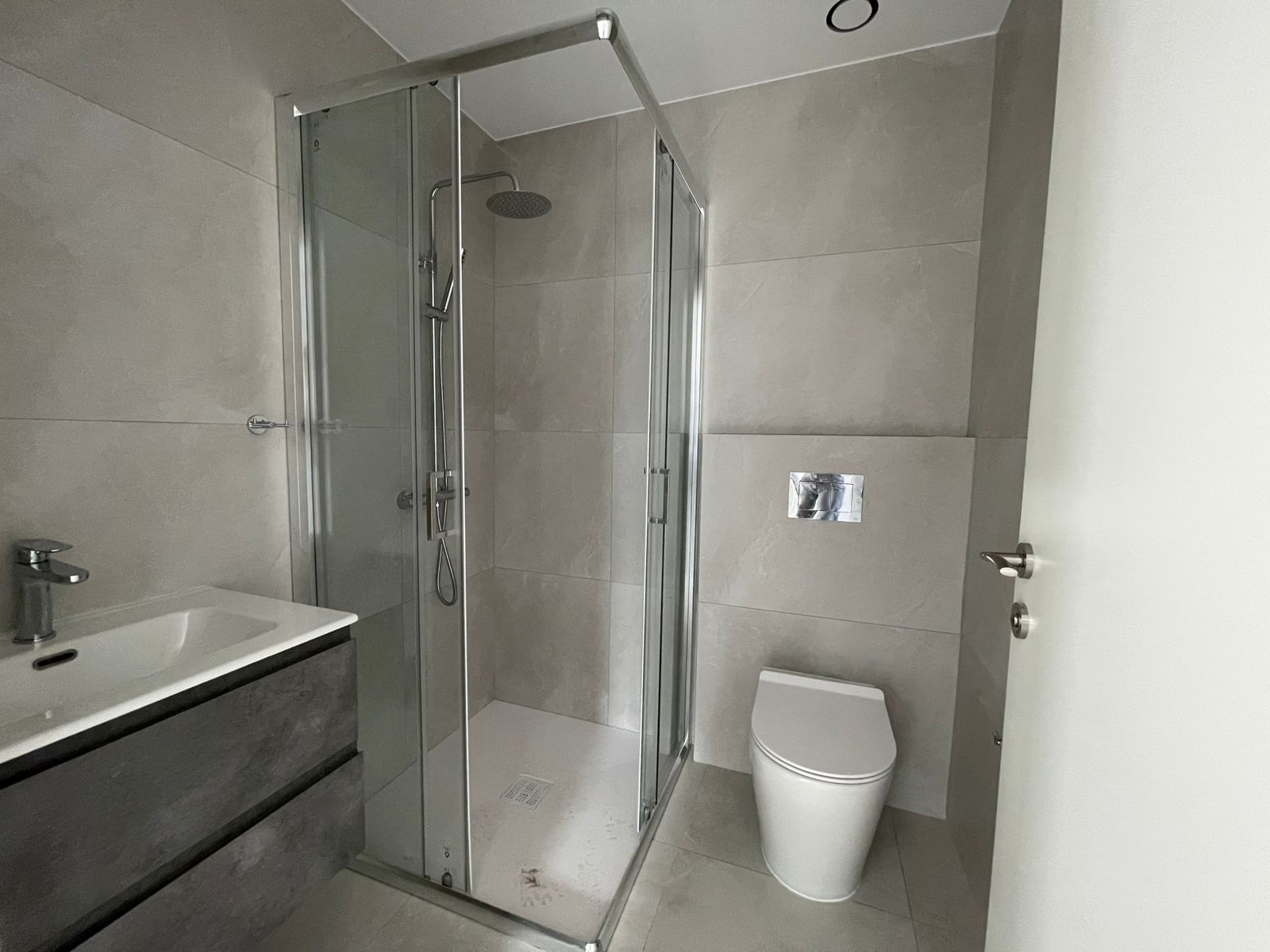 2 Bed, 2 Bath, ApartmentFor Sale, Paphos, Paphos 2 Bed, 2 Bath, ApartmentFor Sale, Paphos, Paphos