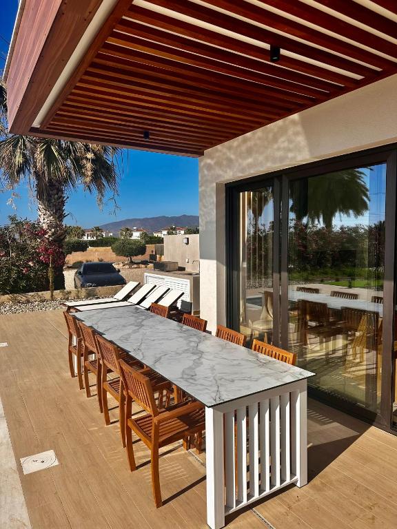 4 Bed, 3 Bath, HouseFor Sale, Paphos, Paphos 4 Bed, 3 Bath, HouseFor Sale, Paphos, Paphos