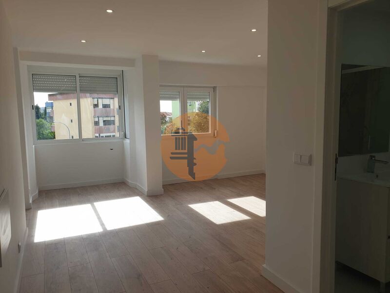 3 Bed, 2 Bath, ApartmentFor Sale, Amadora, Lisboa 3 Bed, 2 Bath, ApartmentFor Sale, Amadora, Lisboa
