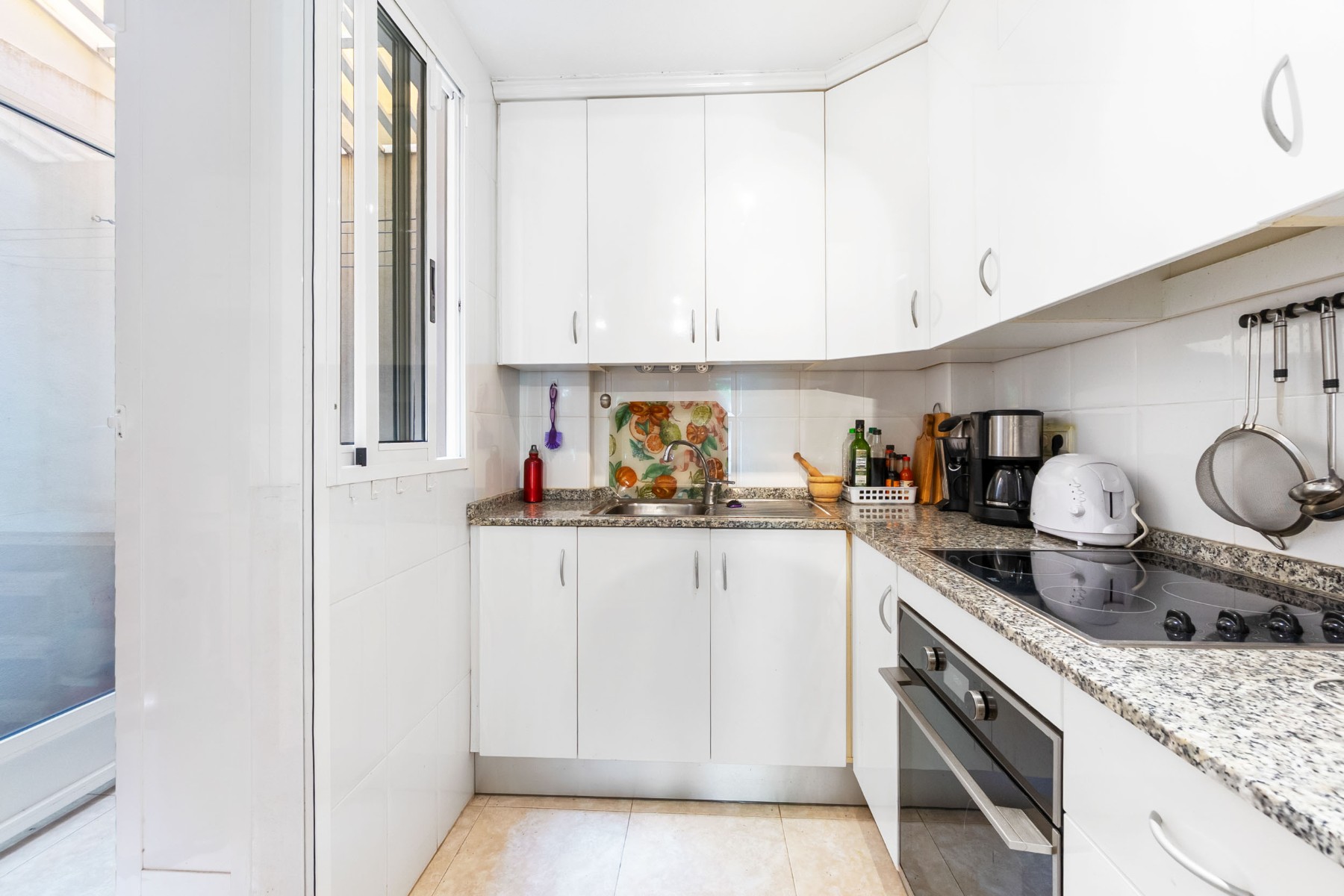 2 Bed, 1 Bath, ApartmentFor Sale, Torrevieja, Alicante 2 Bed, 1 Bath, ApartmentFor Sale, Torrevieja, Alicante