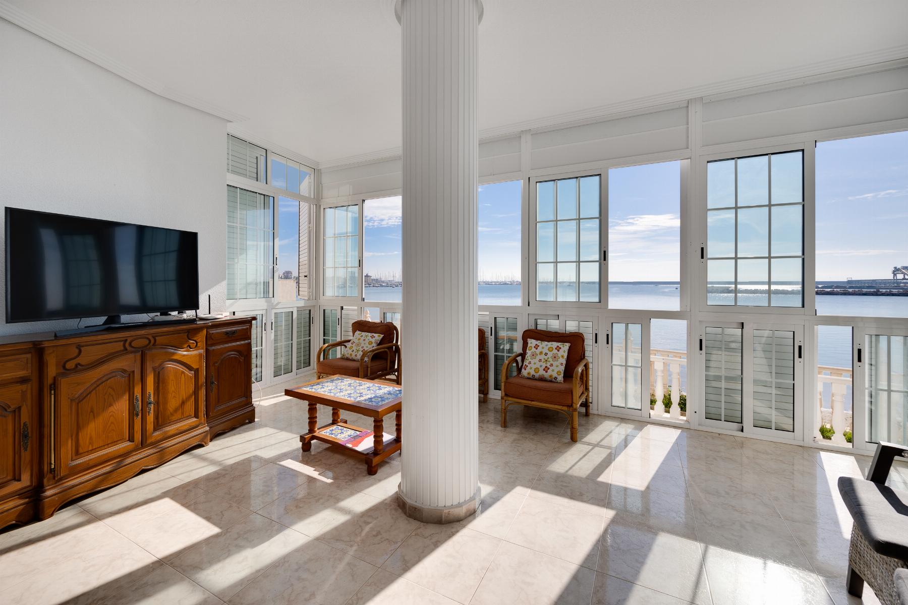 4 Bed, 2 Bath, ApartmentFor Sale, Torrevieja, Alicante 4 Bed, 2 Bath, ApartmentFor Sale, Torrevieja, Alicante