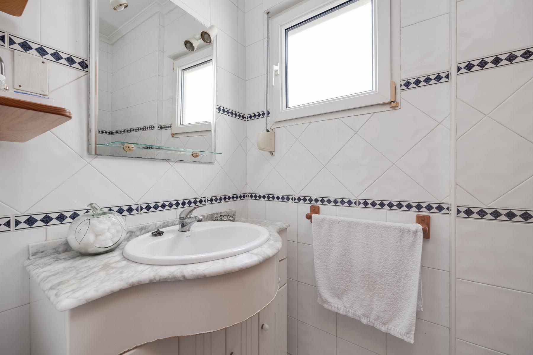 2 Bed, 2 Bath, ApartmentFor Sale, Torrevieja, Alicante 2 Bed, 2 Bath, ApartmentFor Sale, Torrevieja, Alicante