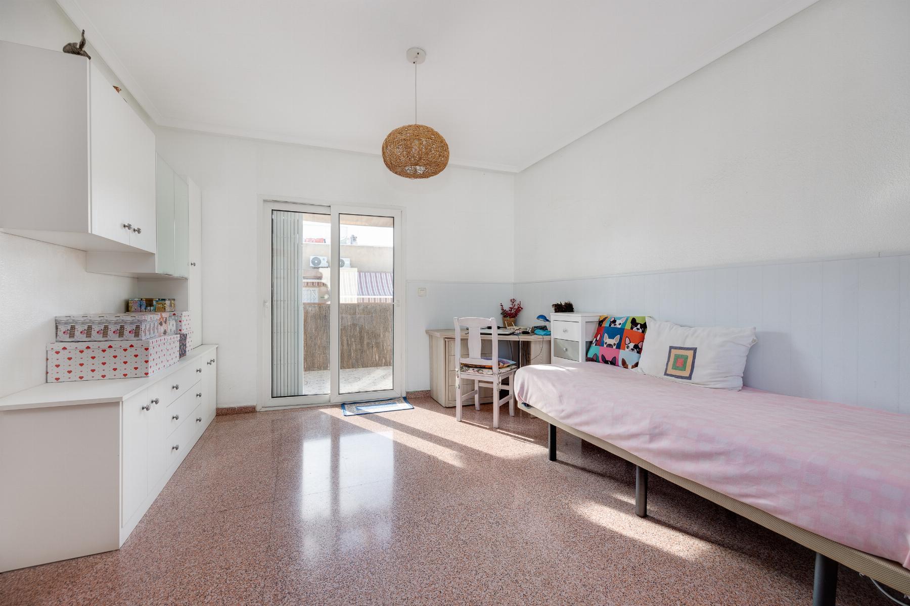 2 Bed, 2 Bath, ApartmentFor Sale, Torrevieja, Alicante 2 Bed, 2 Bath, ApartmentFor Sale, Torrevieja, Alicante