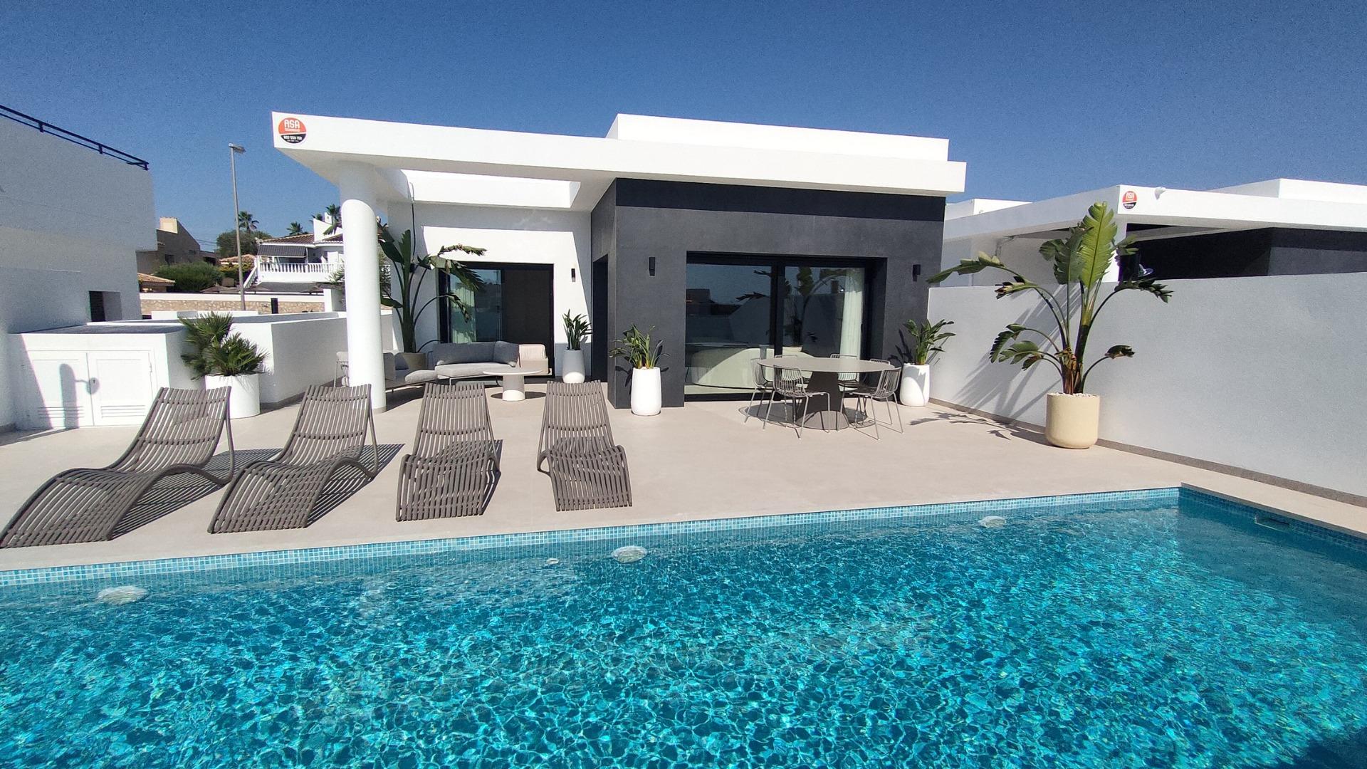 5 Bed, 3 Bath, HouseFor Sale, Ciudad Quesada, Alicante 5 Bed, 3 Bath, HouseFor Sale, Ciudad Quesada, Alicante