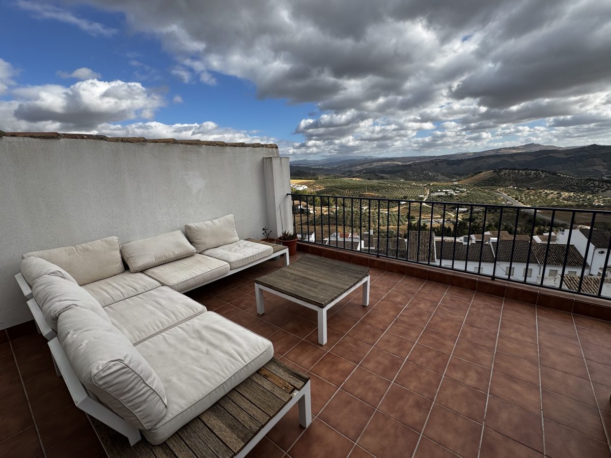 4 Bed, 2 Bath, HouseFor Sale, Olvera, Andalucia 4 Bed, 2 Bath, HouseFor Sale, Olvera, Andalucia