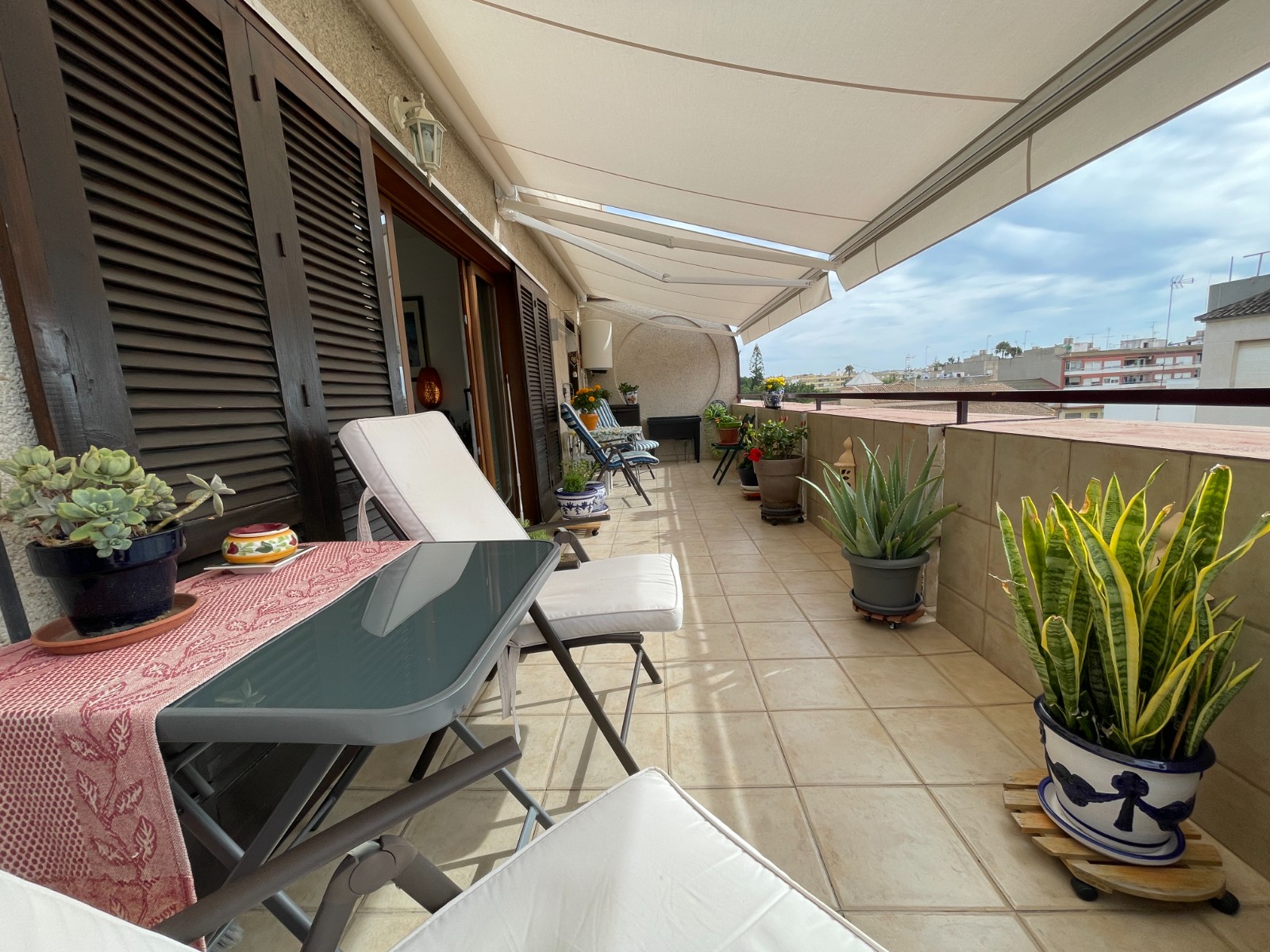 3 Bed, 2 Bath, ApartmentFor Sale, Almoradi, Alicante