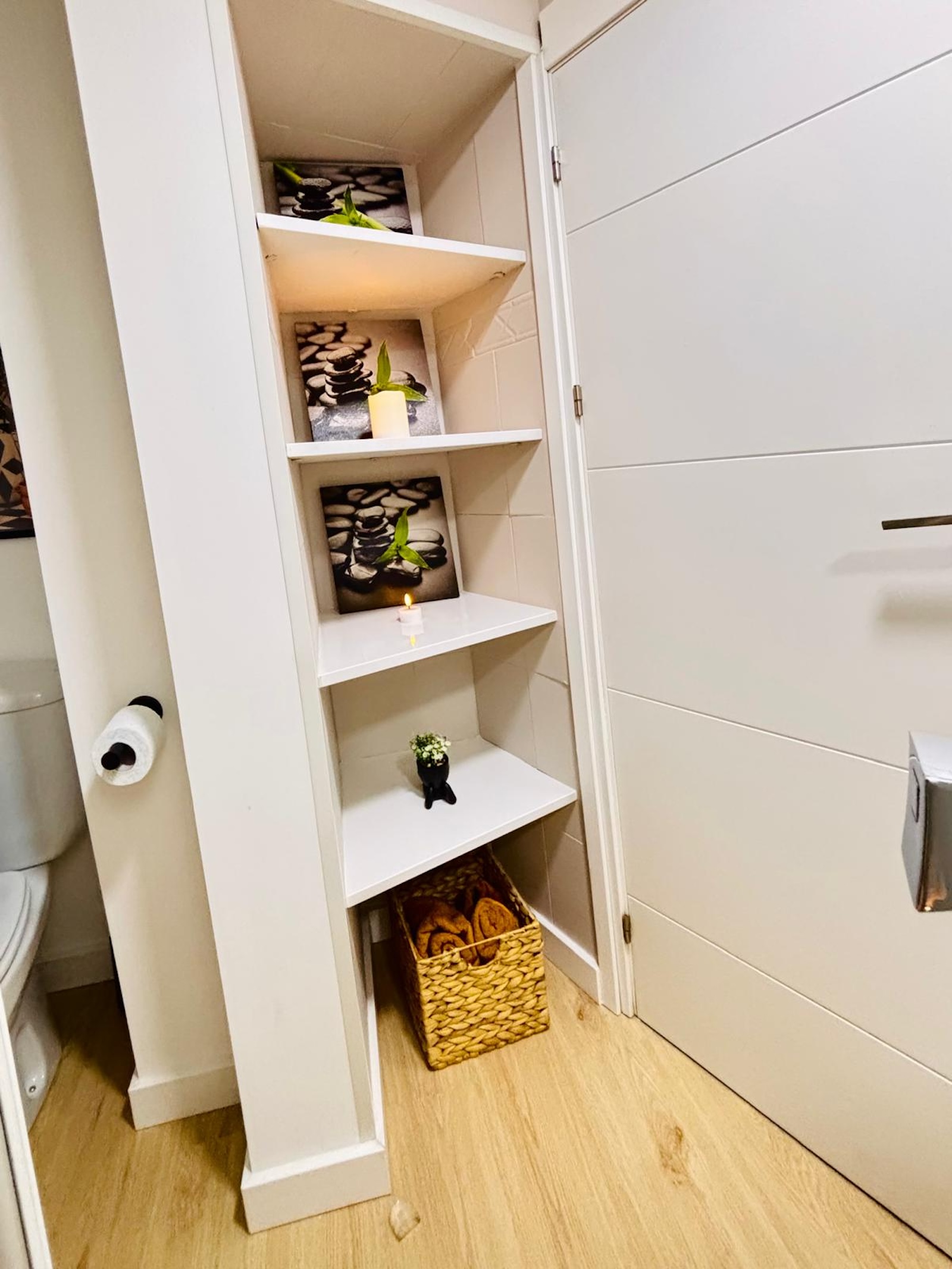 2 Bed, 1 Bath, ApartmentFor Sale, Torrevieja, Alicante