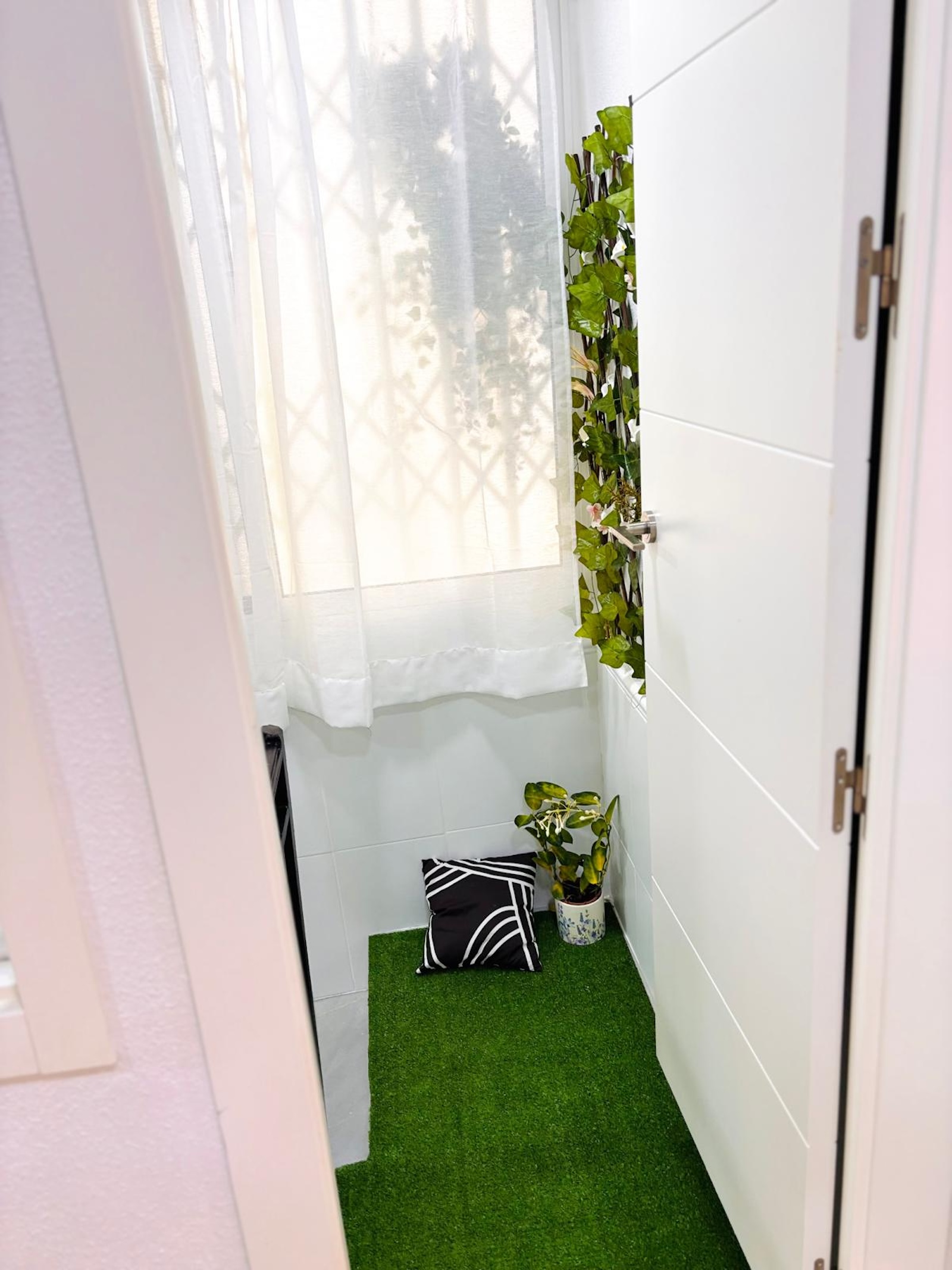 2 Bed, 1 Bath, ApartmentFor Sale, Torrevieja, Alicante