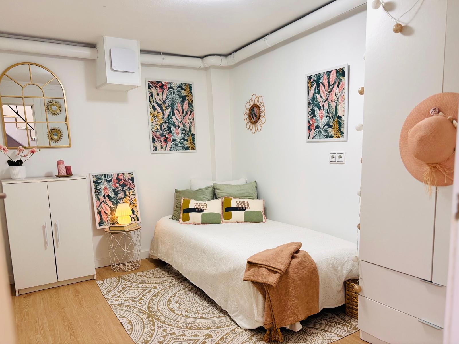 2 Bed, 1 Bath, ApartmentFor Sale, Torrevieja, Alicante