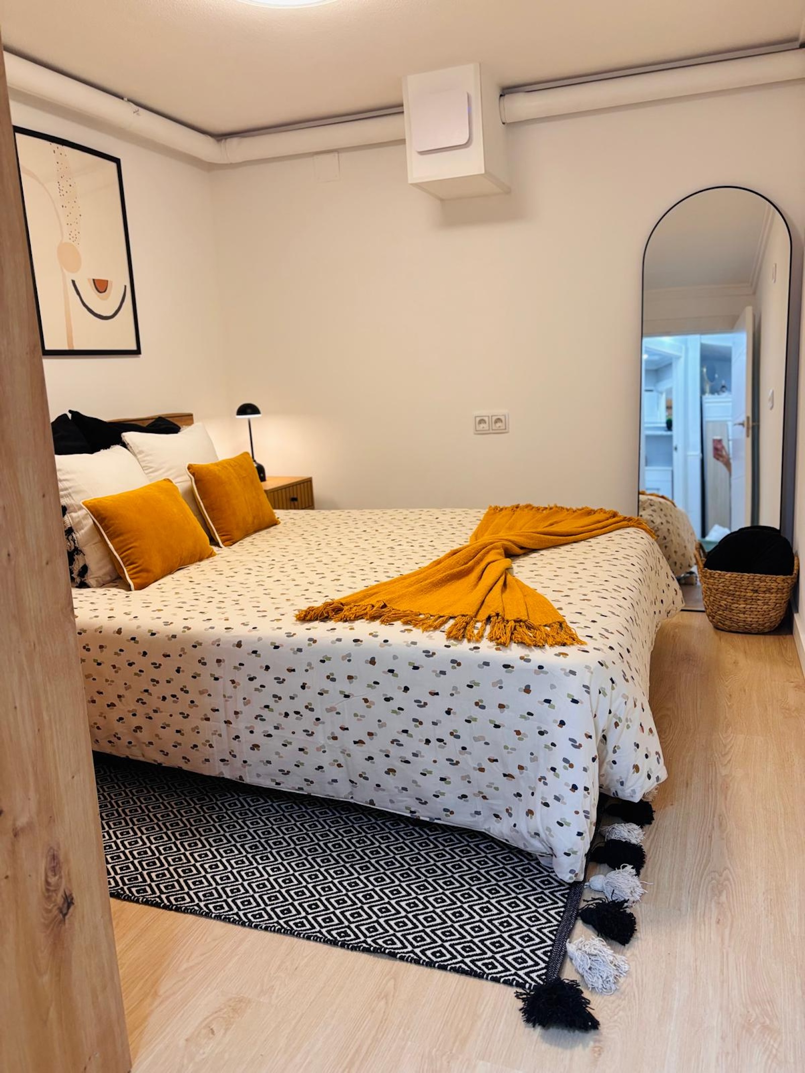 2 Bed, 1 Bath, ApartmentFor Sale, Torrevieja, Alicante