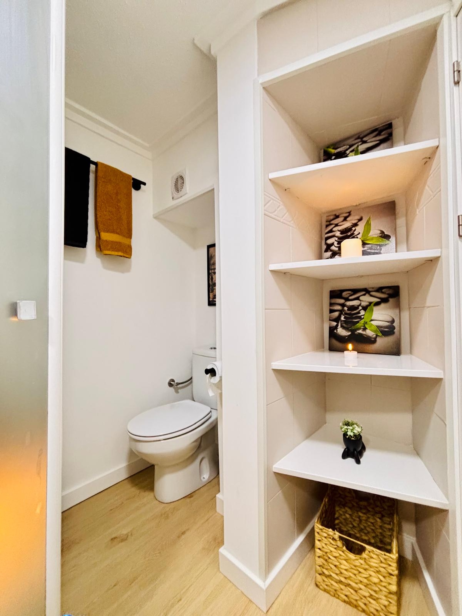 2 Bed, 1 Bath, ApartmentFor Sale, Torrevieja, Alicante