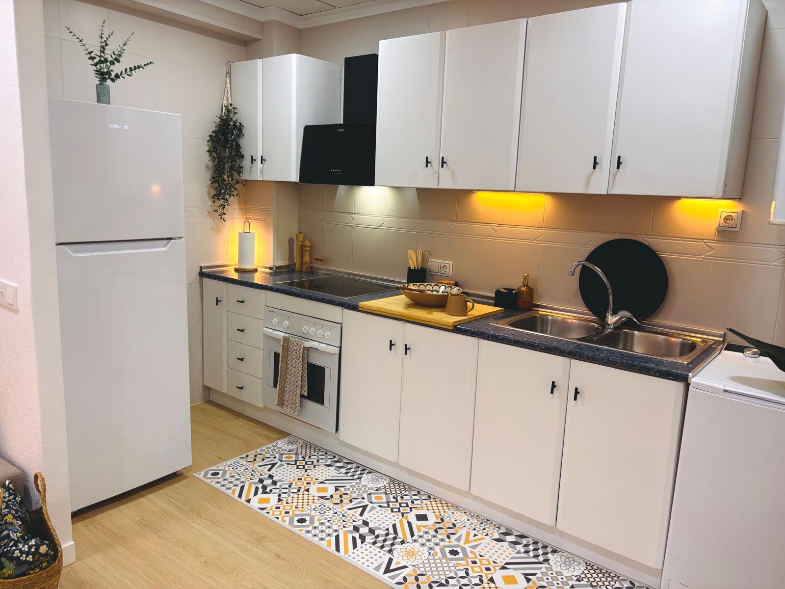 2 Bed, 1 Bath, ApartmentFor Sale, Torrevieja, Alicante