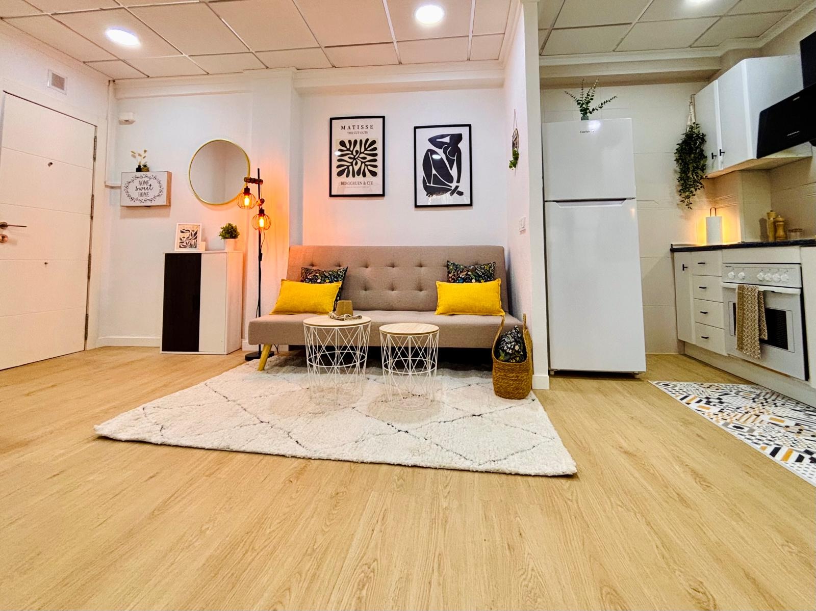 2 Bed, 1 Bath, ApartmentFor Sale, Torrevieja, Alicante