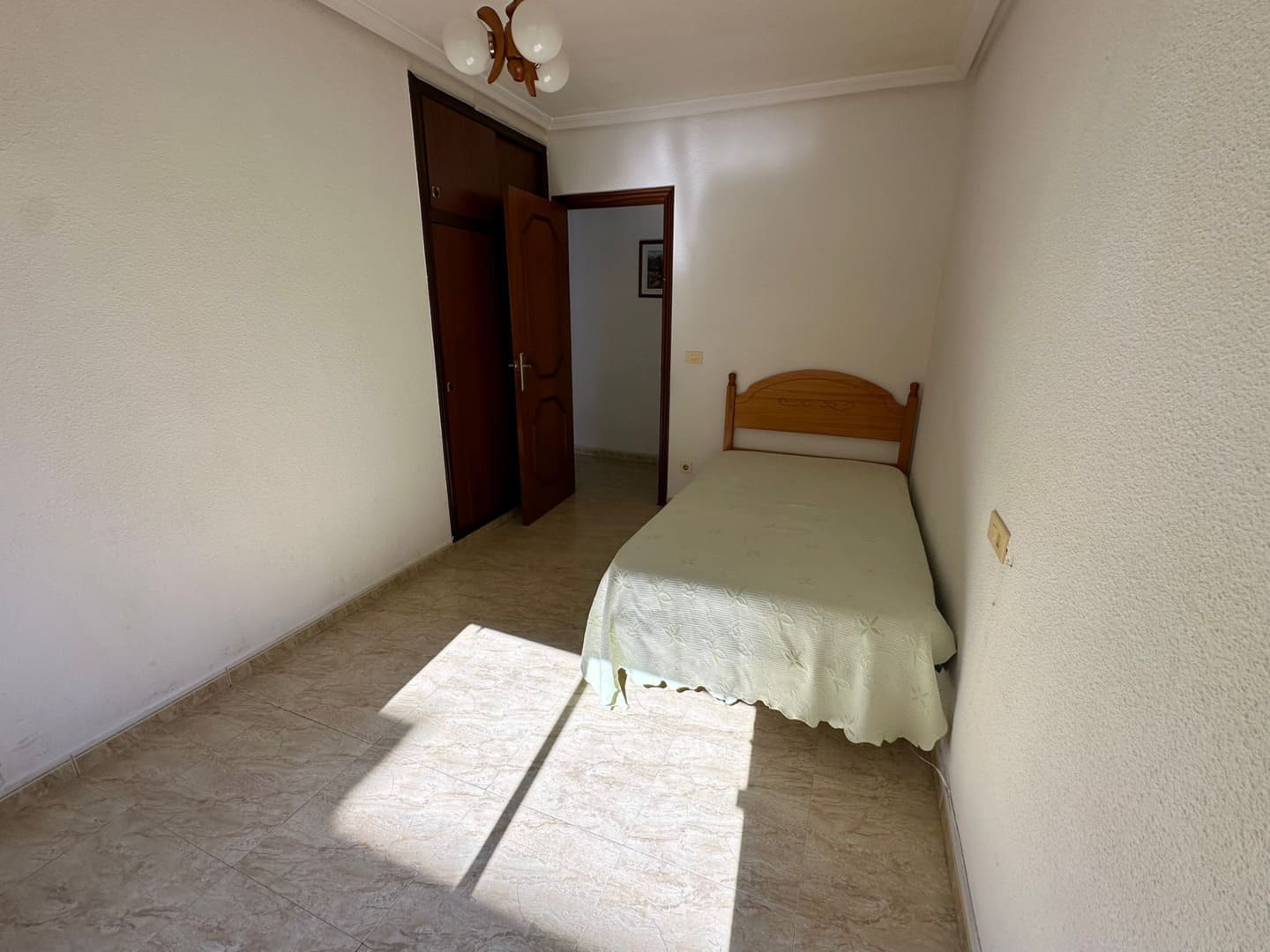 3 Bed, 2 Bath, ApartmentFor Sale, Torrevieja, Alicante