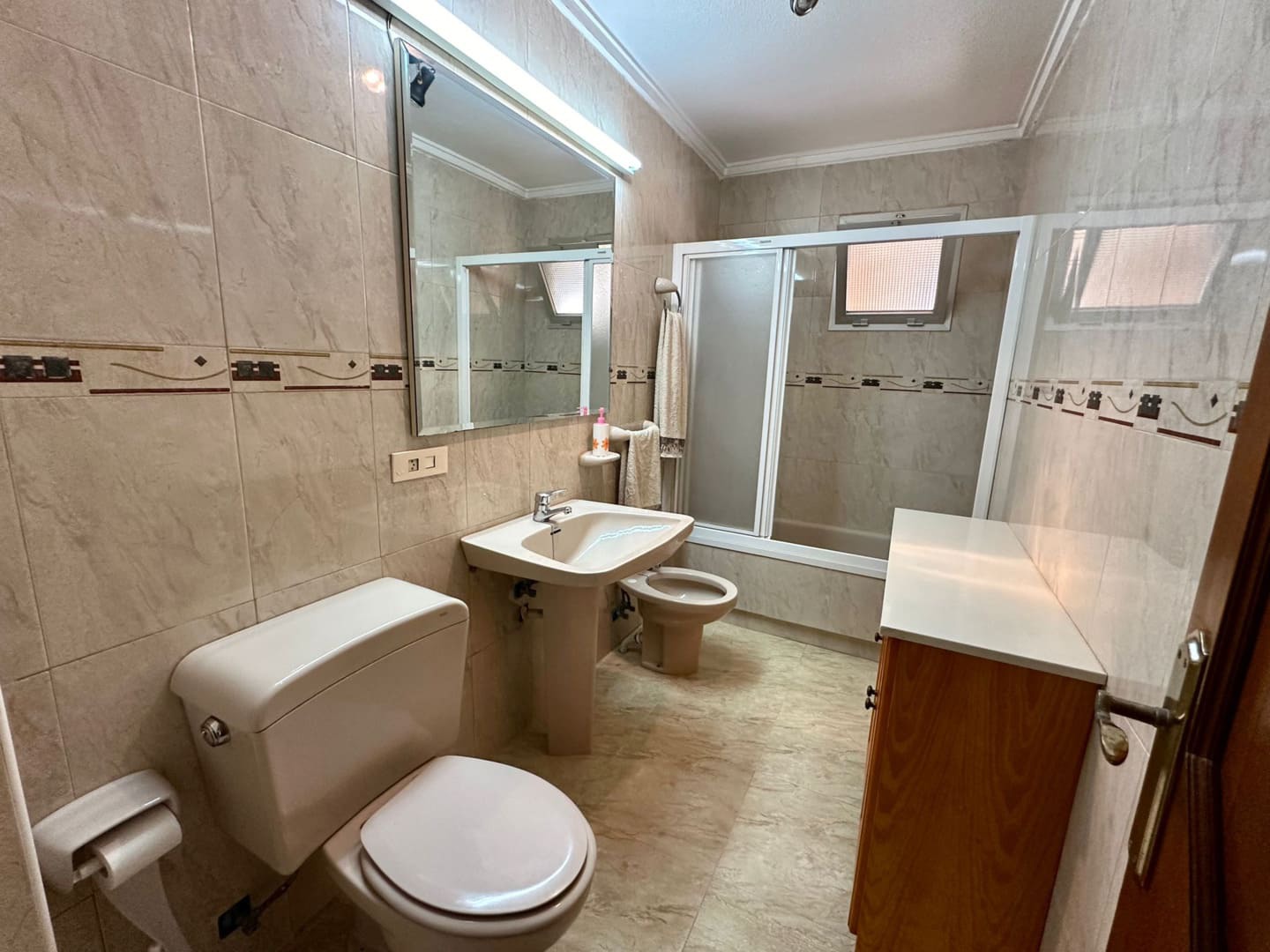 3 Bed, 2 Bath, ApartmentFor Sale, Torrevieja, Alicante