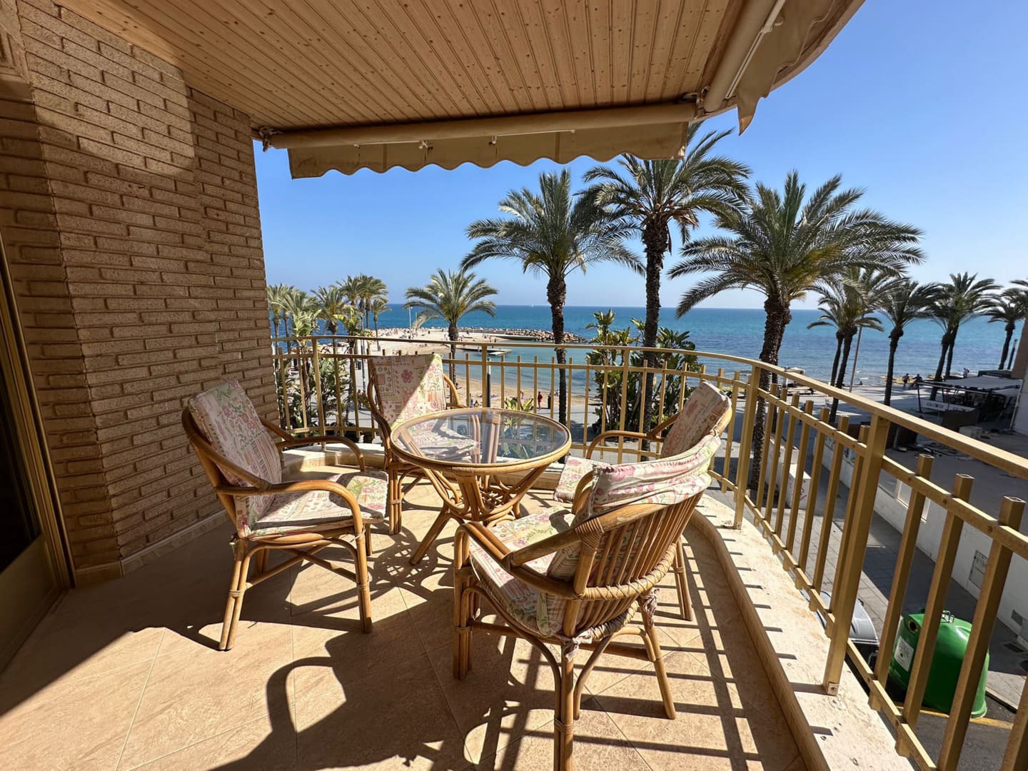 3 Bed, 2 Bath, ApartmentFor Sale, Torrevieja, Alicante