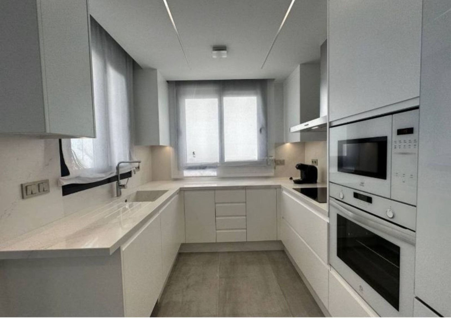 3 Bed, 3 Bath, HouseFor Sale, Torrevieja, Alicante