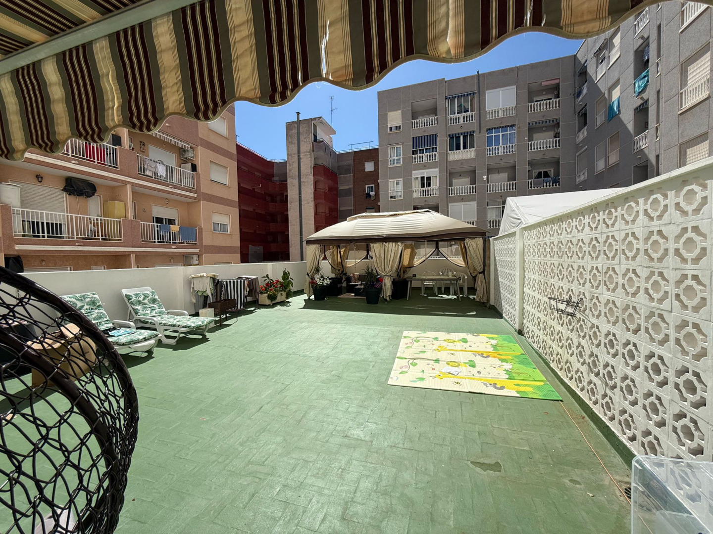 2 Bed, 1 Bath, ApartmentFor Sale, Torrevieja, Alicante