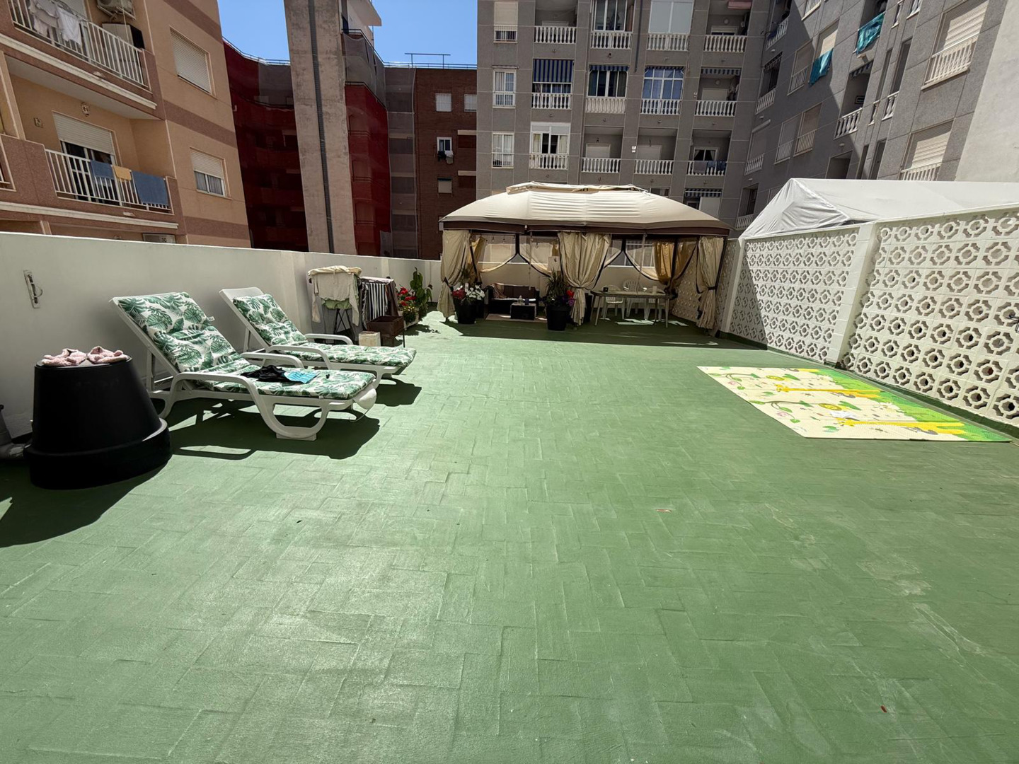 2 Bed, 1 Bath, ApartmentFor Sale, Torrevieja, Alicante