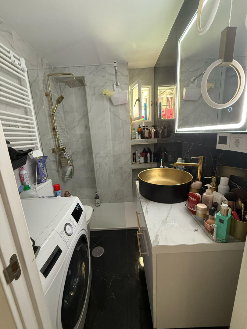 2 Bed, 1 Bath, ApartmentFor Sale, Torrevieja, Alicante