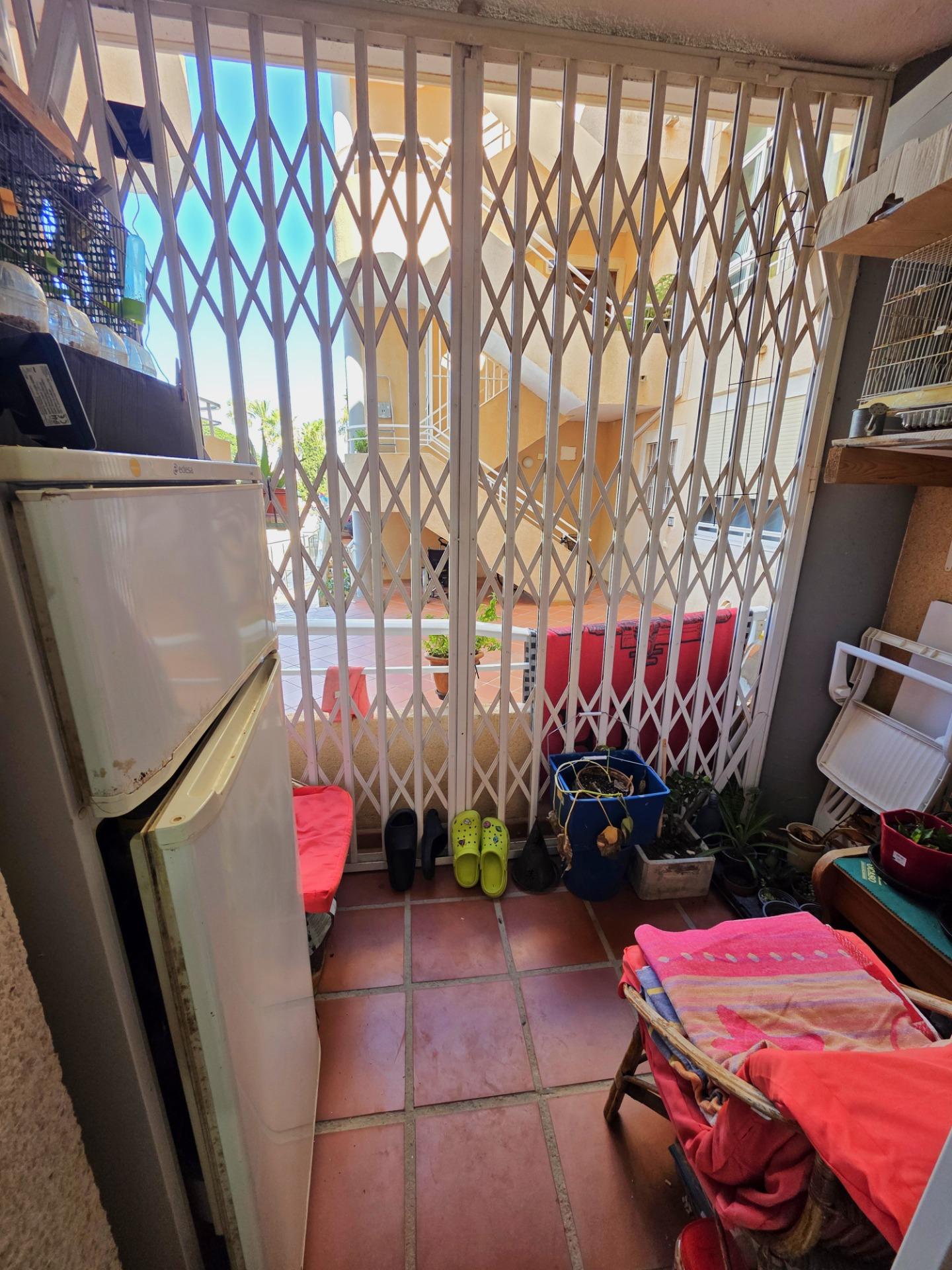 2 Bed, 1 Bath, ApartmentFor Sale, Torrevieja, Alicante