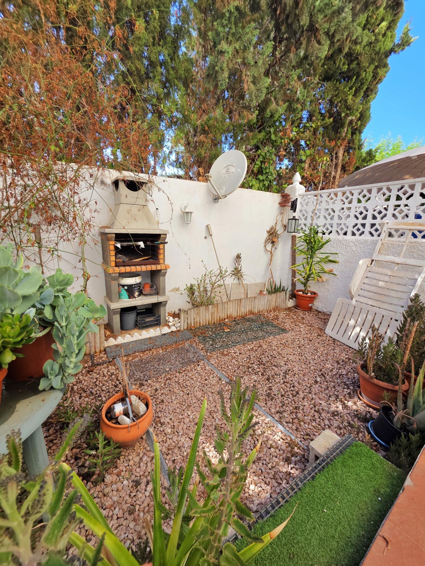 2 Bed, 1 Bath, ApartmentFor Sale, Torrevieja, Alicante