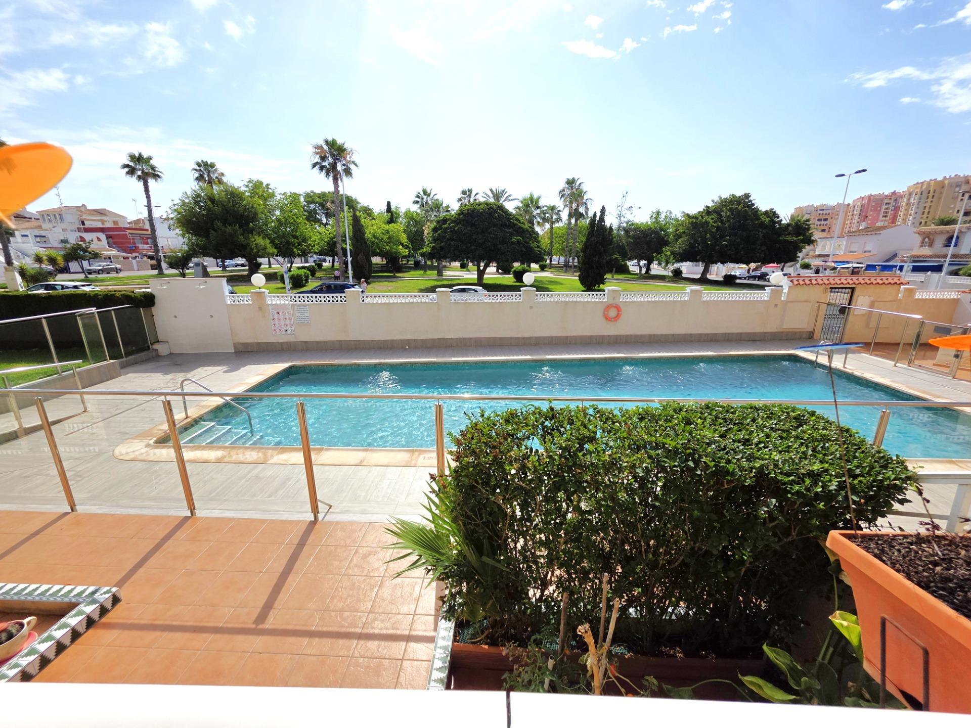 2 Bed, 1 Bath, ApartmentFor Sale, Torrevieja, Alicante