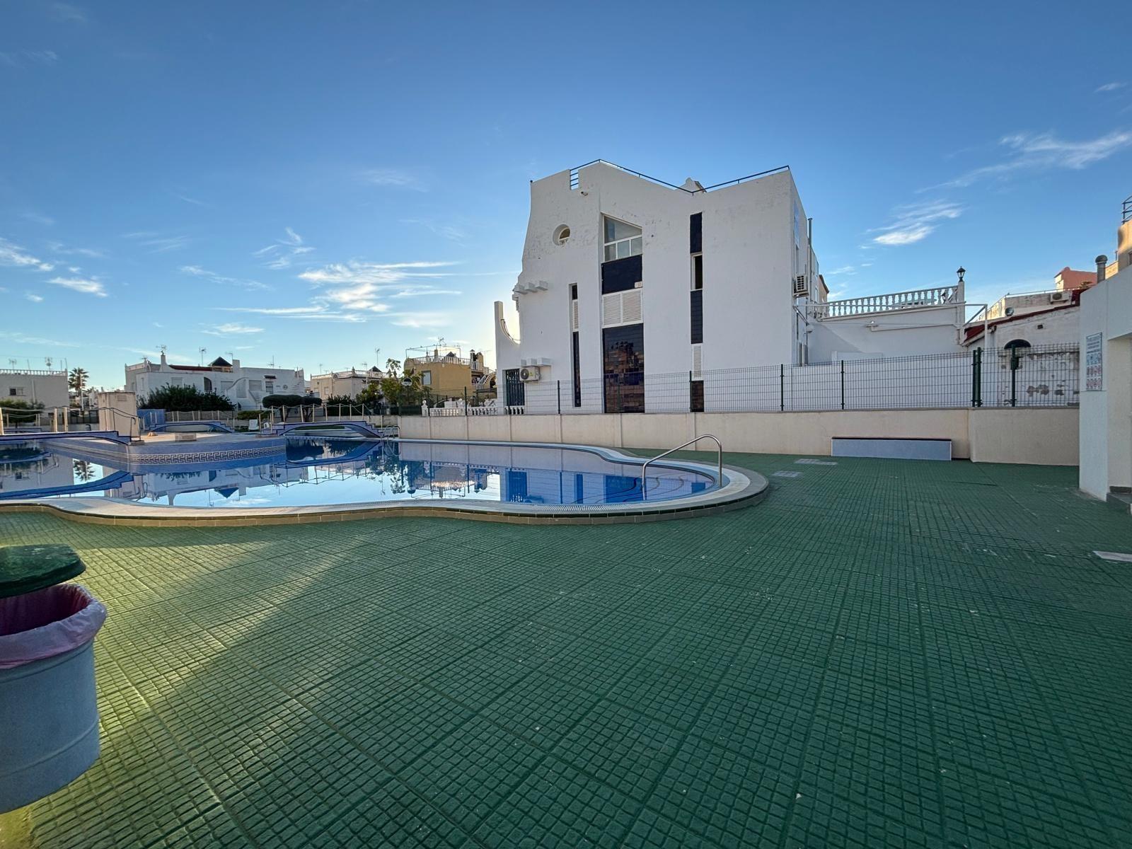 4 Bed, 2 Bath, HouseFor Sale, Torrevieja, Alicante