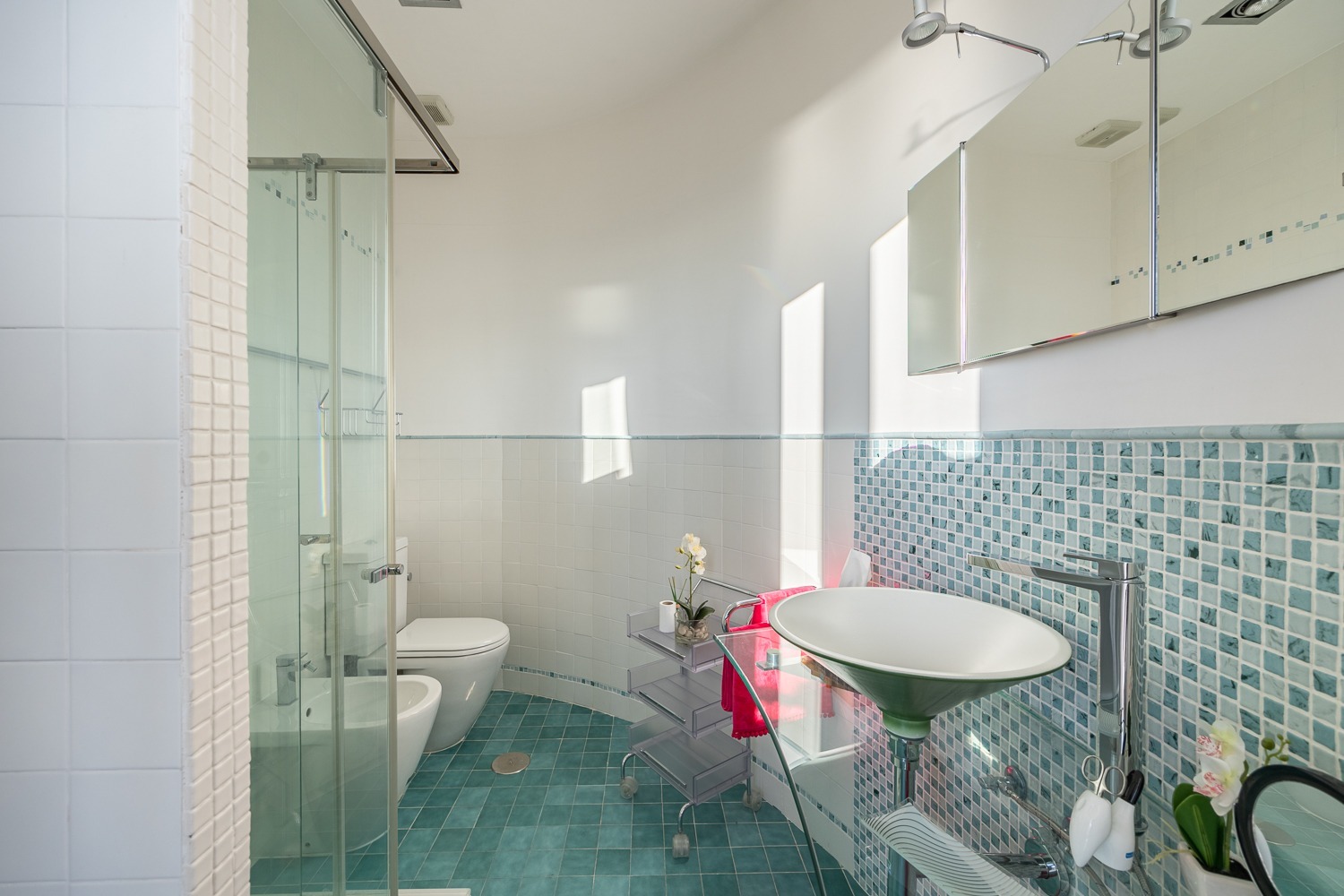 2 Bed, 3 Bath, ApartmentFor Sale, Benidorm, Alicante 2 Bed, 3 Bath, ApartmentFor Sale, Benidorm, Alicante