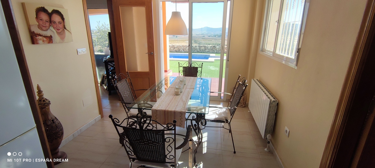 4 Bed, 3 Bath, HouseFor Sale, Pinoso, Alicante 4 Bed, 3 Bath, HouseFor Sale, Pinoso, Alicante