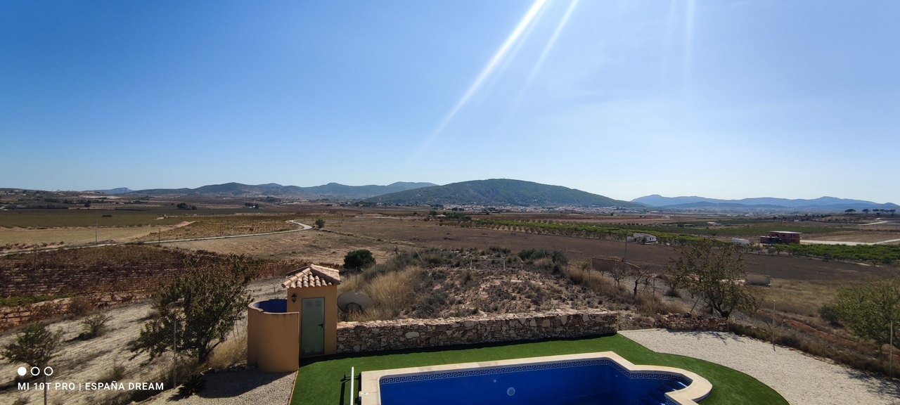 4 Bed, 3 Bath, HouseFor Sale, Pinoso, Alicante 4 Bed, 3 Bath, HouseFor Sale, Pinoso, Alicante