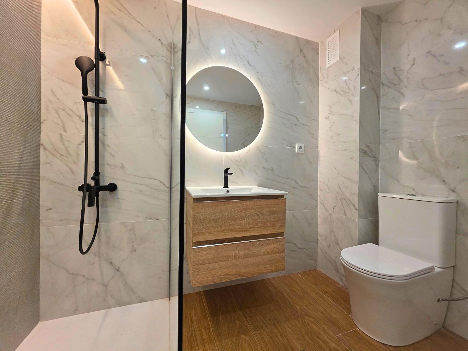 2 Bed, 2 Bath, HouseFor Sale, Torrevieja, Alicante