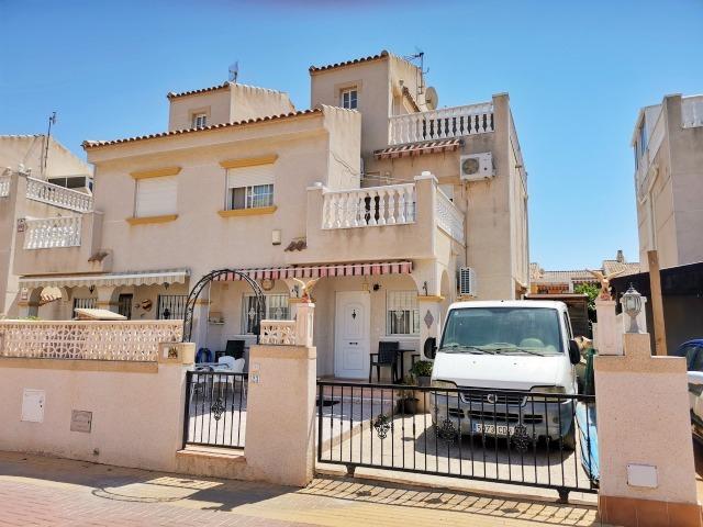 2 Bed, 1 Bath, ApartmentFor Sale, Torrevieja, Alicante 2 Bed, 1 Bath, ApartmentFor Sale, Torrevieja, Alicante