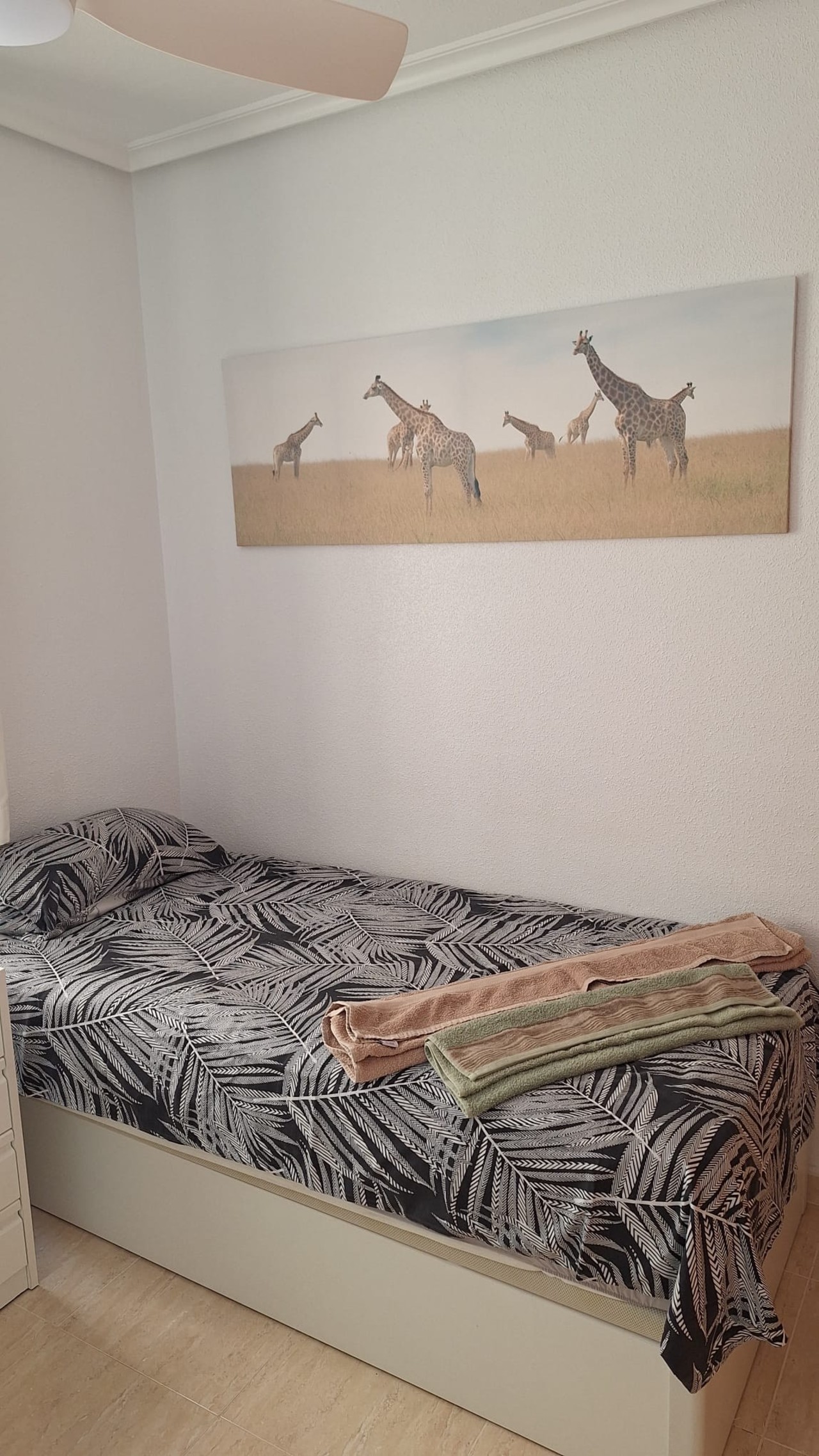 2 Bed, 1 Bath, ApartmentFor Sale, La Zenia, Alicante