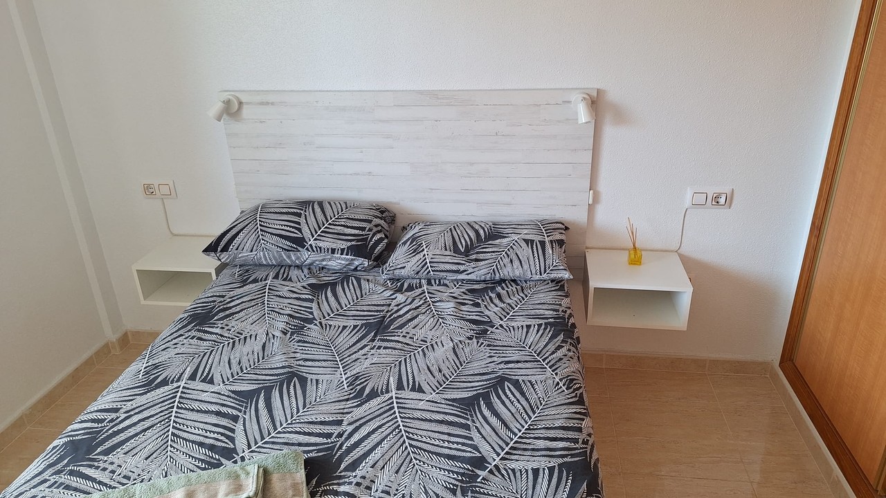 2 Bed, 1 Bath, ApartmentFor Sale, La Zenia, Alicante