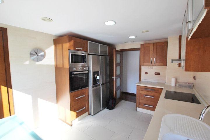 3 Bed, 2 Bath, ApartmentFor Sale, Guardamar Del Segura, Alicante