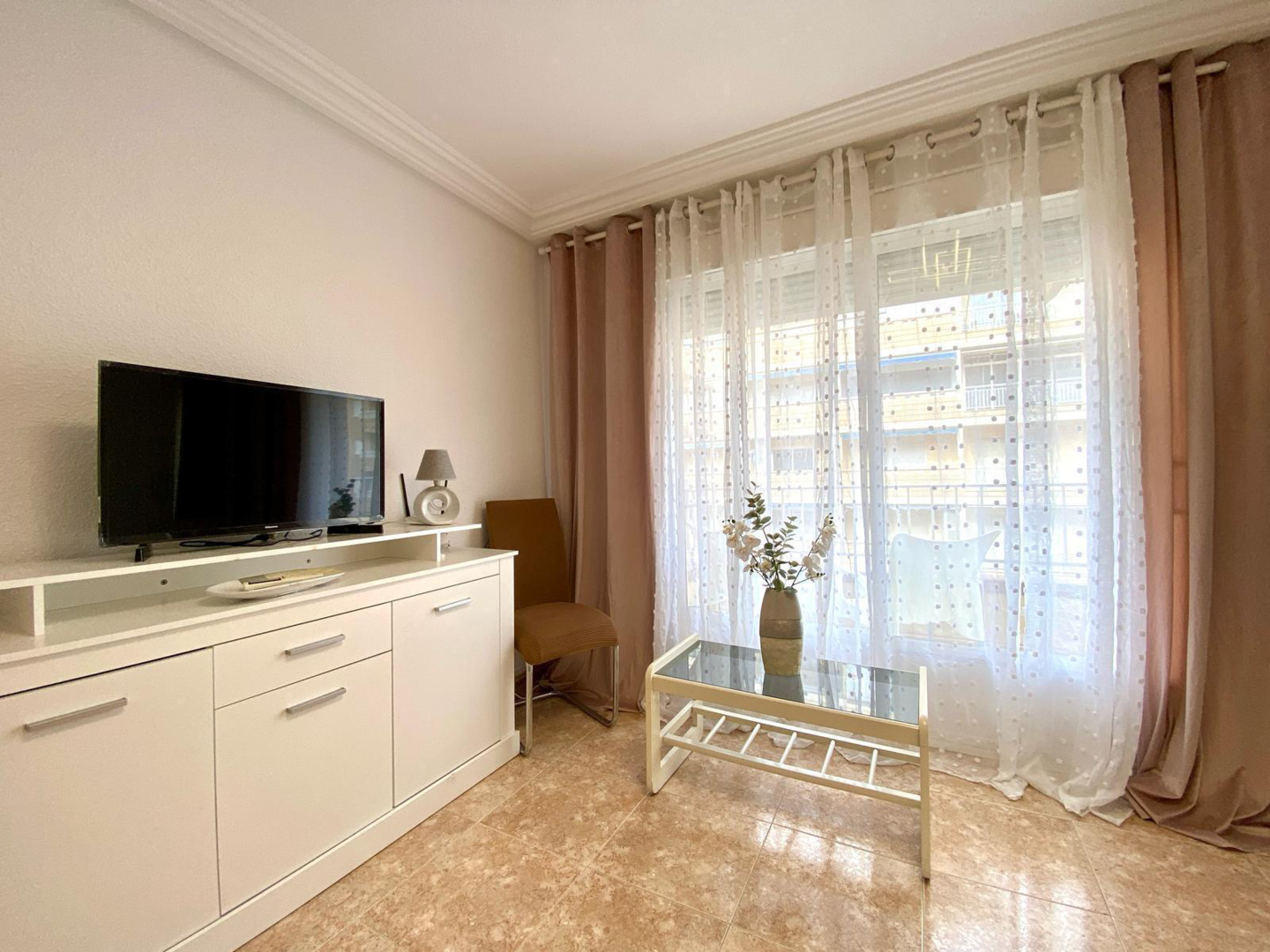2 Bed, 1 Bath, ApartmentFor Sale, Torrevieja, Alicante