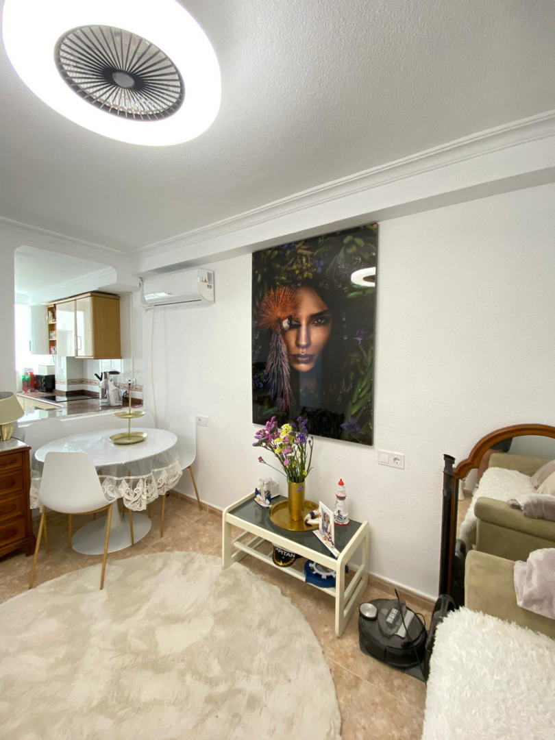 2 Bed, 1 Bath, ApartmentFor Sale, Torrevieja, Alicante