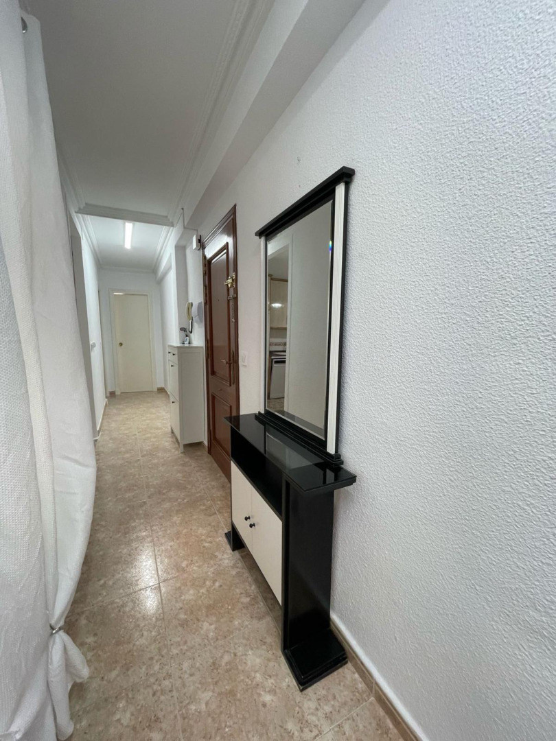 2 Bed, 1 Bath, ApartmentFor Sale, Torrevieja, Alicante