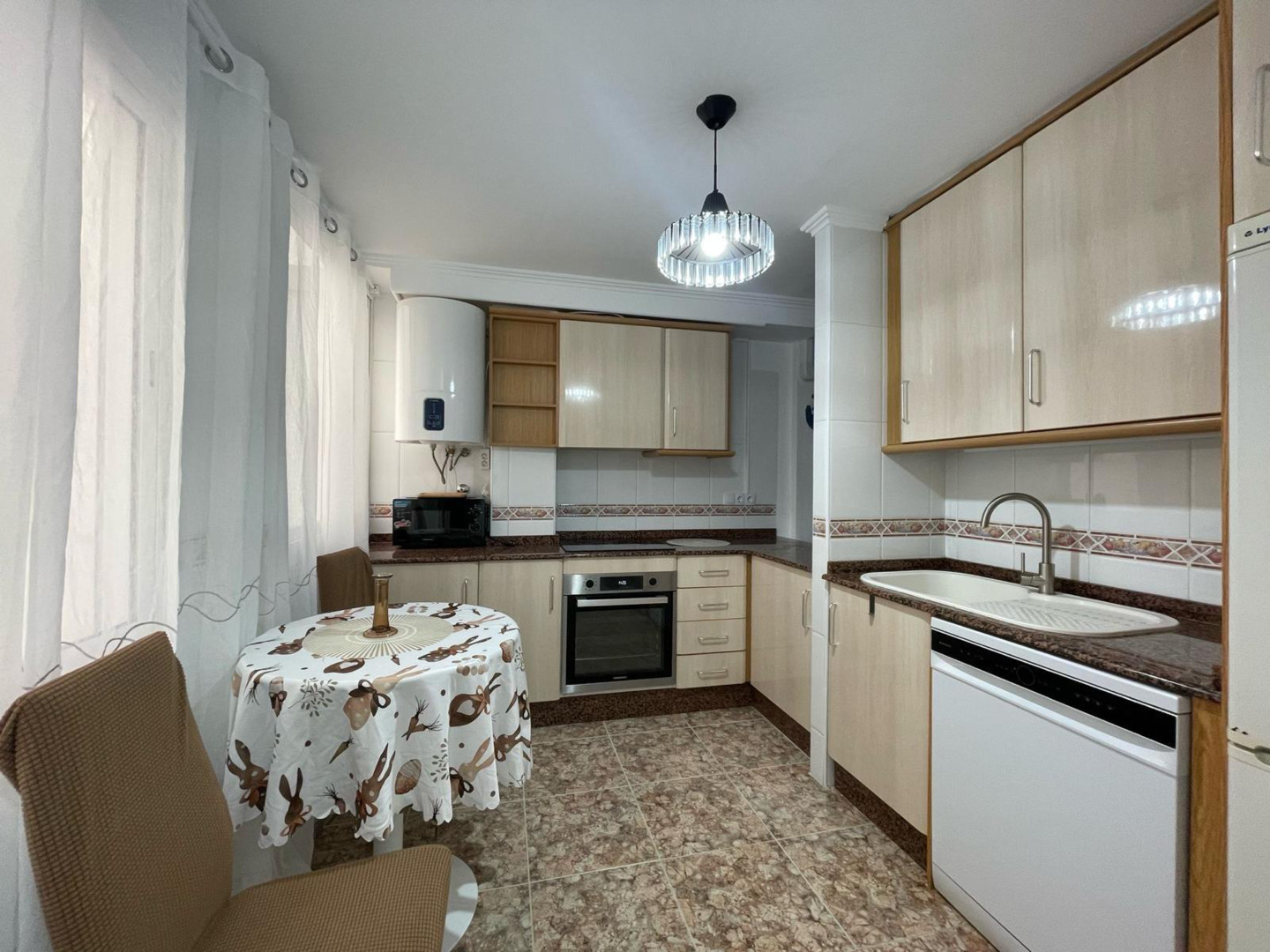 2 Bed, 1 Bath, ApartmentFor Sale, Torrevieja, Alicante