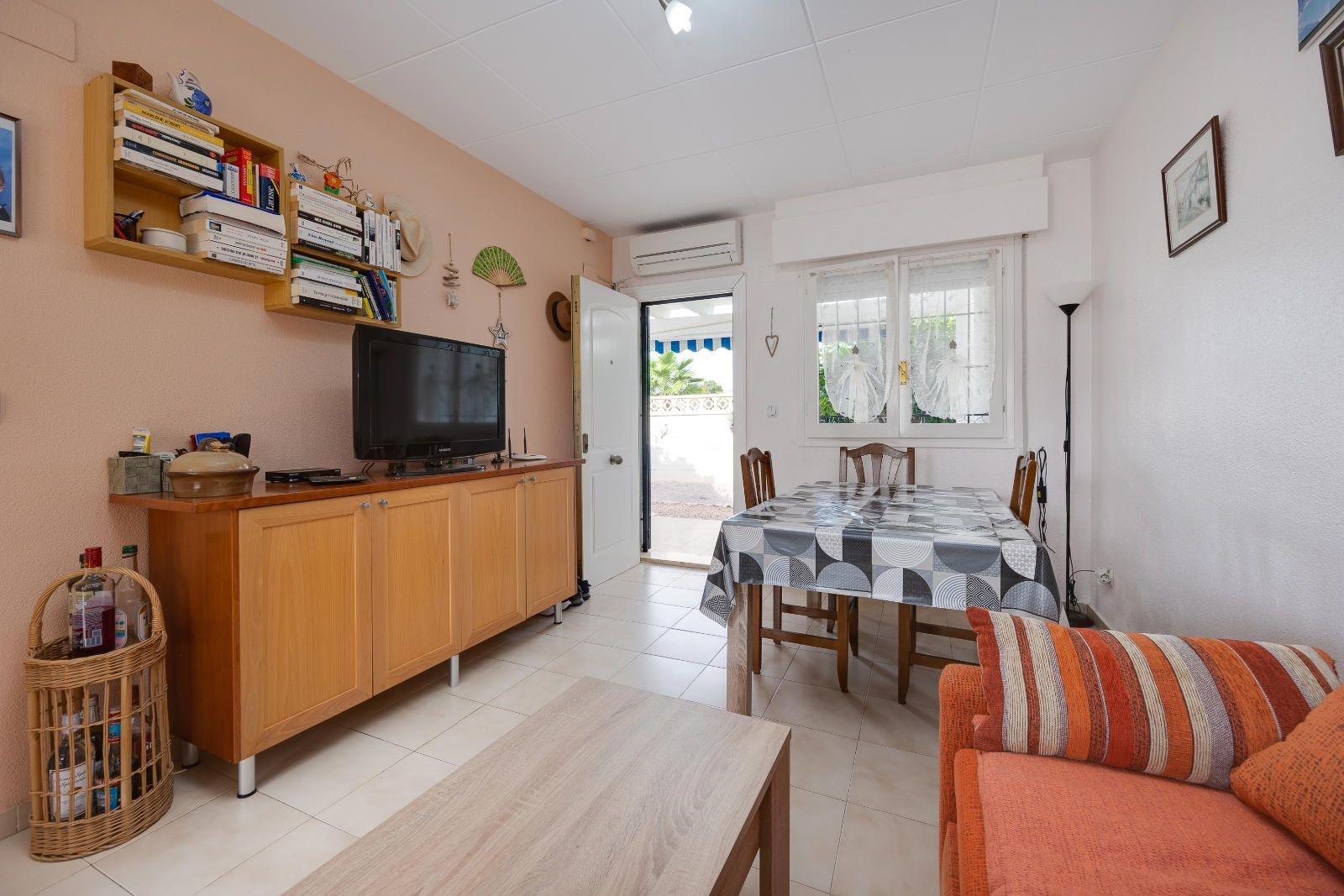 2 Bed, 1 Bath, HouseFor Sale, Orihuela Costa, Alicante