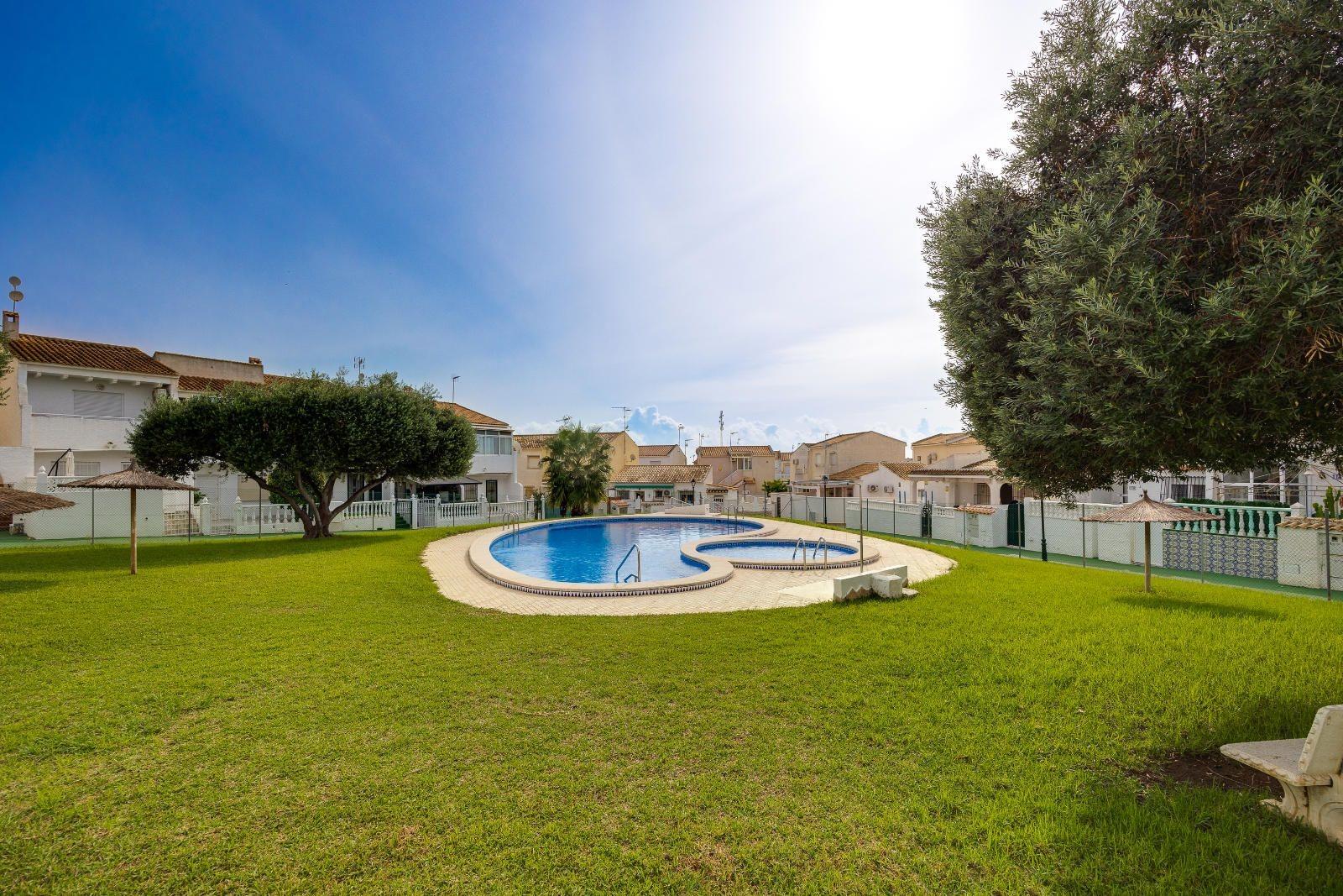 2 Bed, 1 Bath, HouseFor Sale, Orihuela Costa, Alicante
