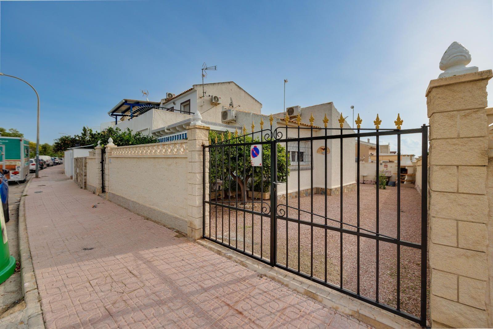 2 Bed, 1 Bath, HouseFor Sale, Orihuela Costa, Alicante
