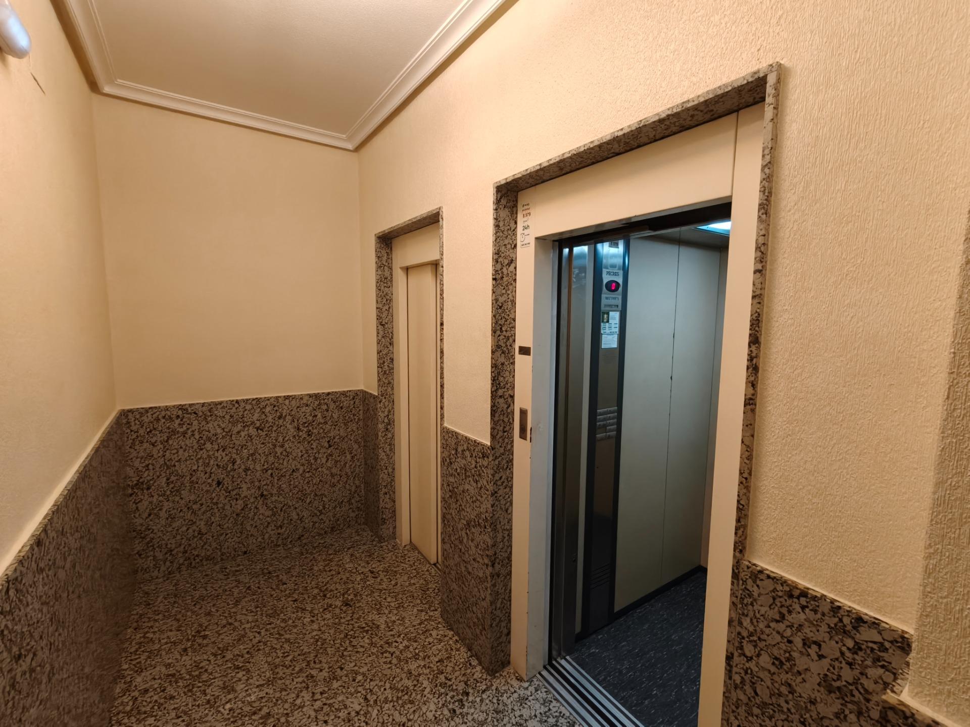 1 Bed, 1 Bath, ApartmentFor Sale, Torrevieja, Alicante