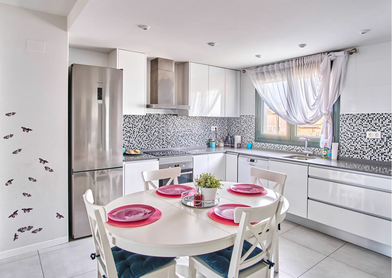 2 Bed, 1 Bath, ApartmentFor Sale, Mil Palmeras, Alicante