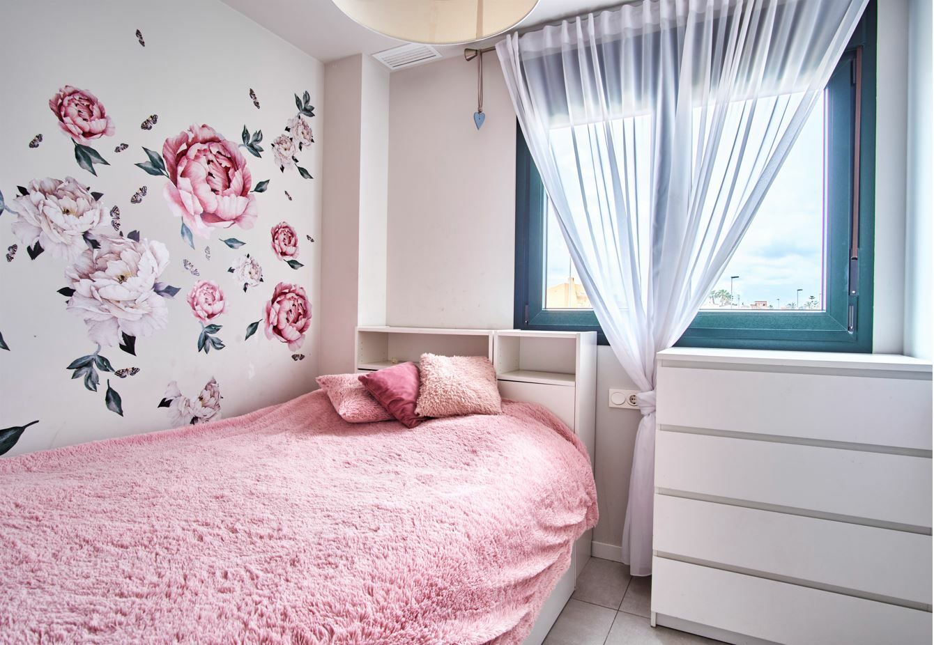 2 Bed, 1 Bath, ApartmentFor Sale, Mil Palmeras, Alicante