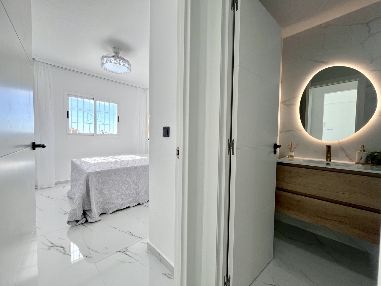 1 Bed, 1 Bath, ApartmentFor Sale, Playa Flamenca, Alicante