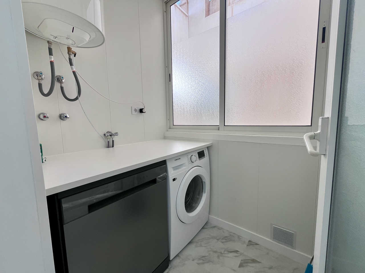 1 Bed, 1 Bath, ApartmentFor Sale, Playa Flamenca, Alicante