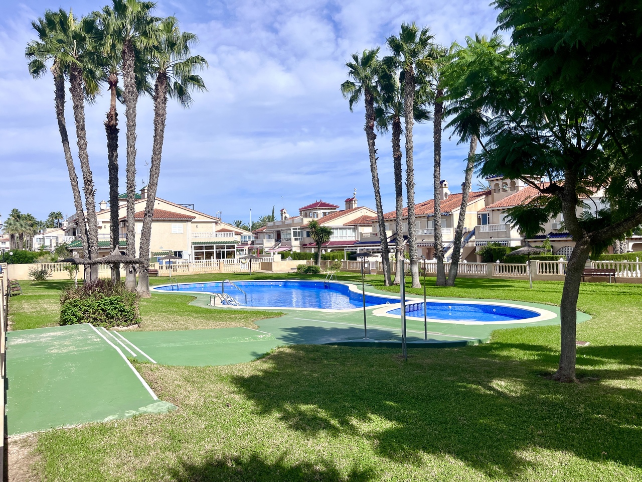 1 Bed, 1 Bath, ApartmentFor Sale, Playa Flamenca, Alicante